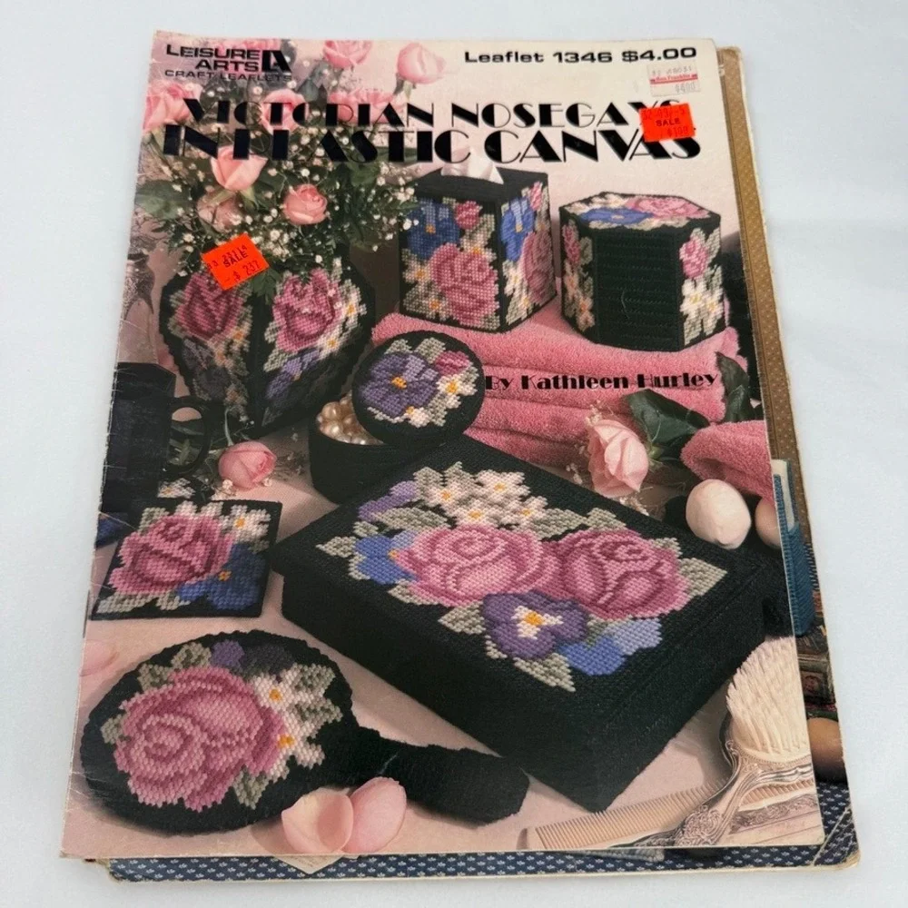 Leisure Arts Plastic Canvas Pattern Leaflet Booklets Lot of 5 VTG Crafting
